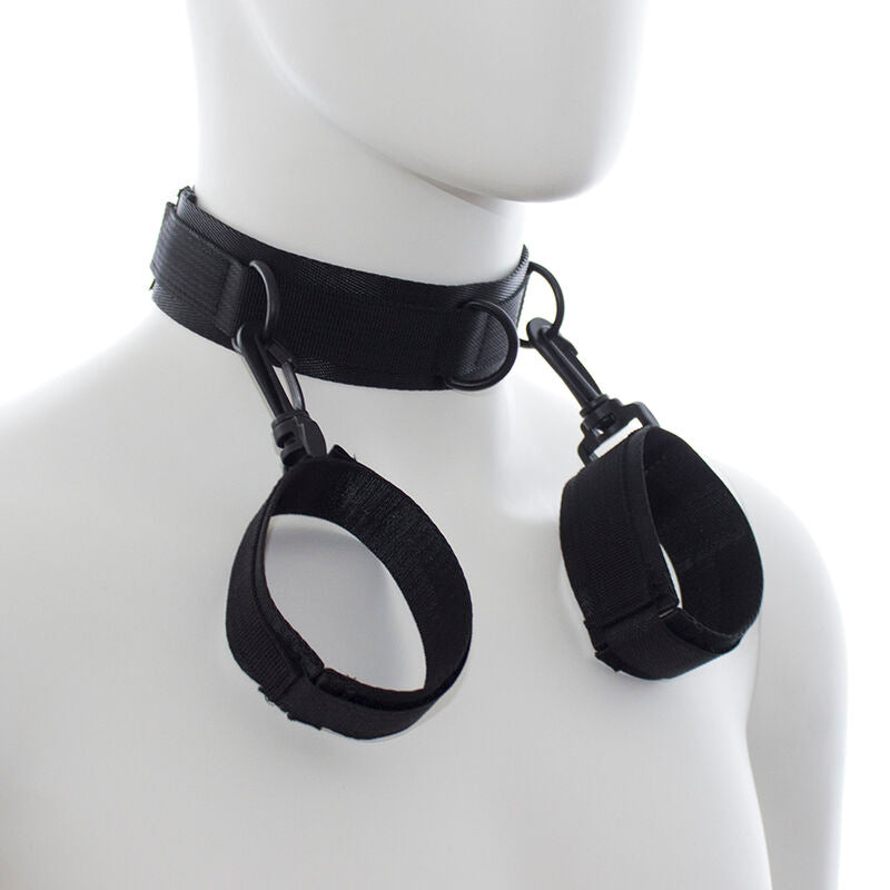 Ohmama Fetish – Collier en nylon avec Menottes Poignets